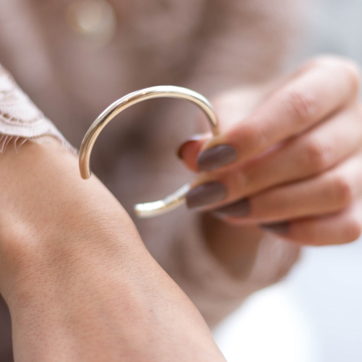 round silver open bangle