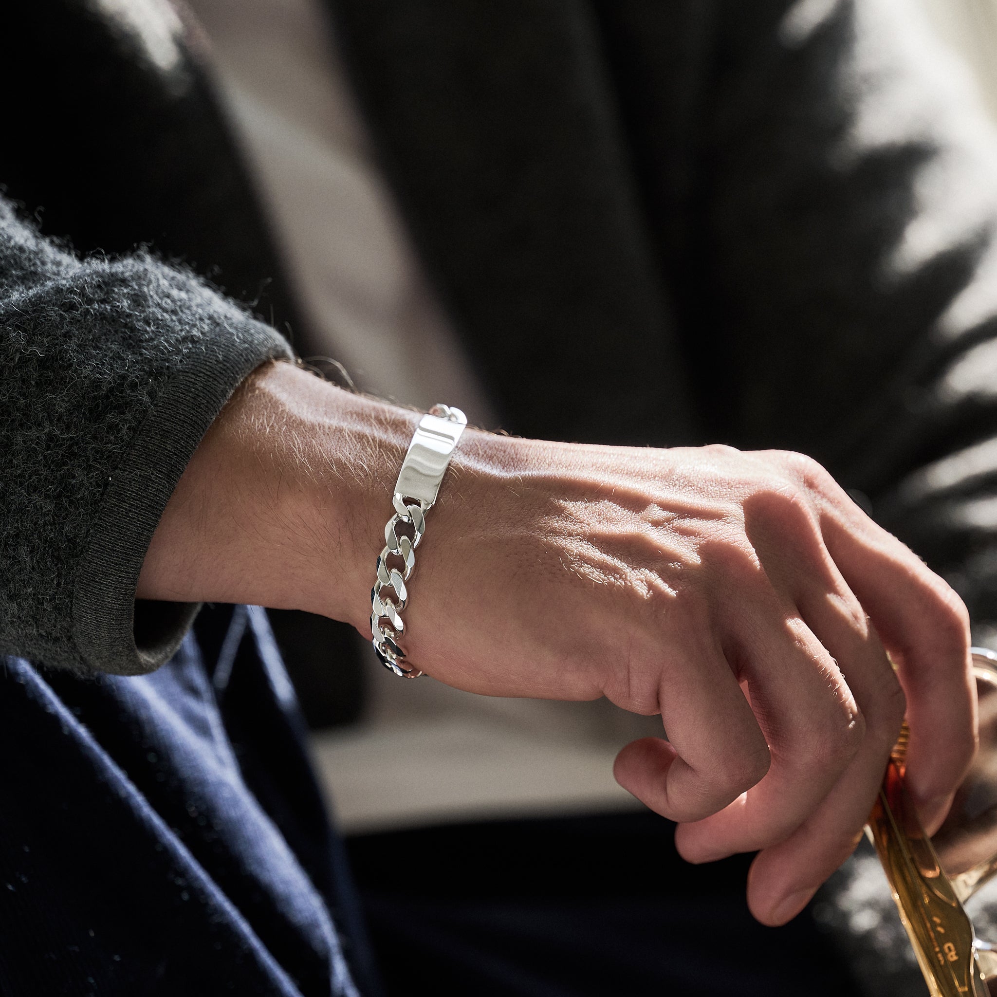 What Are the Best Jewellery Gifts for Men?