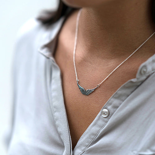 Silver angel wings necklace