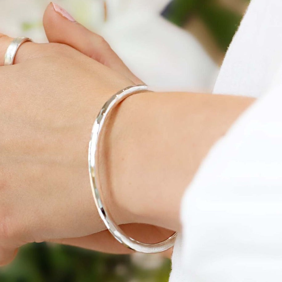 Silver Bangle No.1 - Hammered 4mm - hersey-and-son