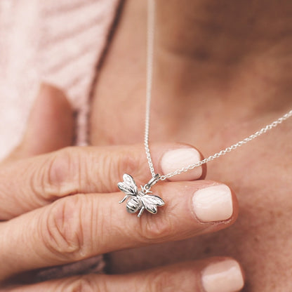 Silver bee necklace