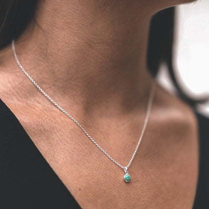 emerald birthstone necklace 