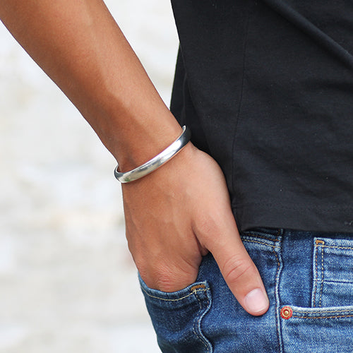 Heavy Twist Sterling Silver Cuff with Snake Ends – Dandelion Jewelry