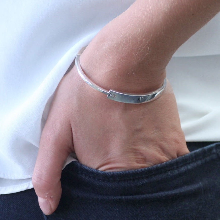 Silver hinged ID bracelet
