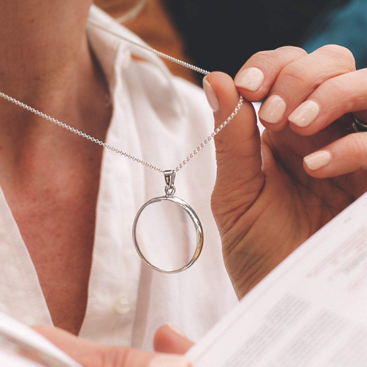 Silver Magnifying Eye Glass Necklace