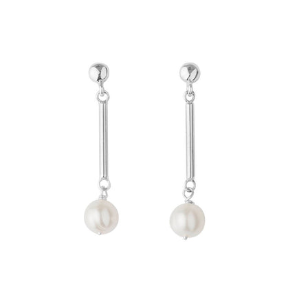 silver and pearl earrings 