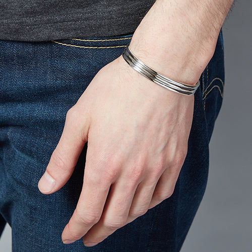 Silver Ribbed Mens Bracelet