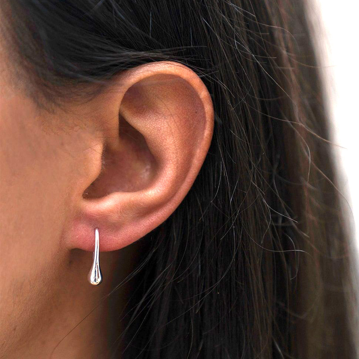 Silver teardrop earrings 