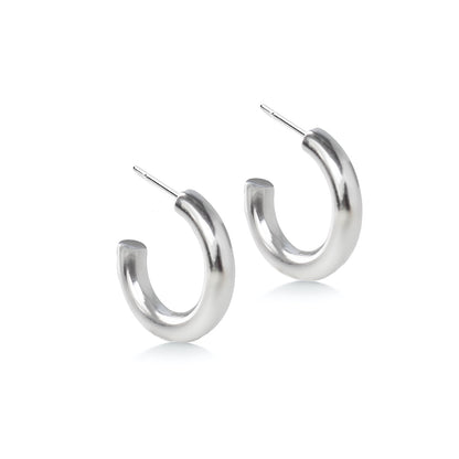 Chunky silver hoop earring 