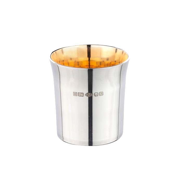 Silver wee dram whiskey cup