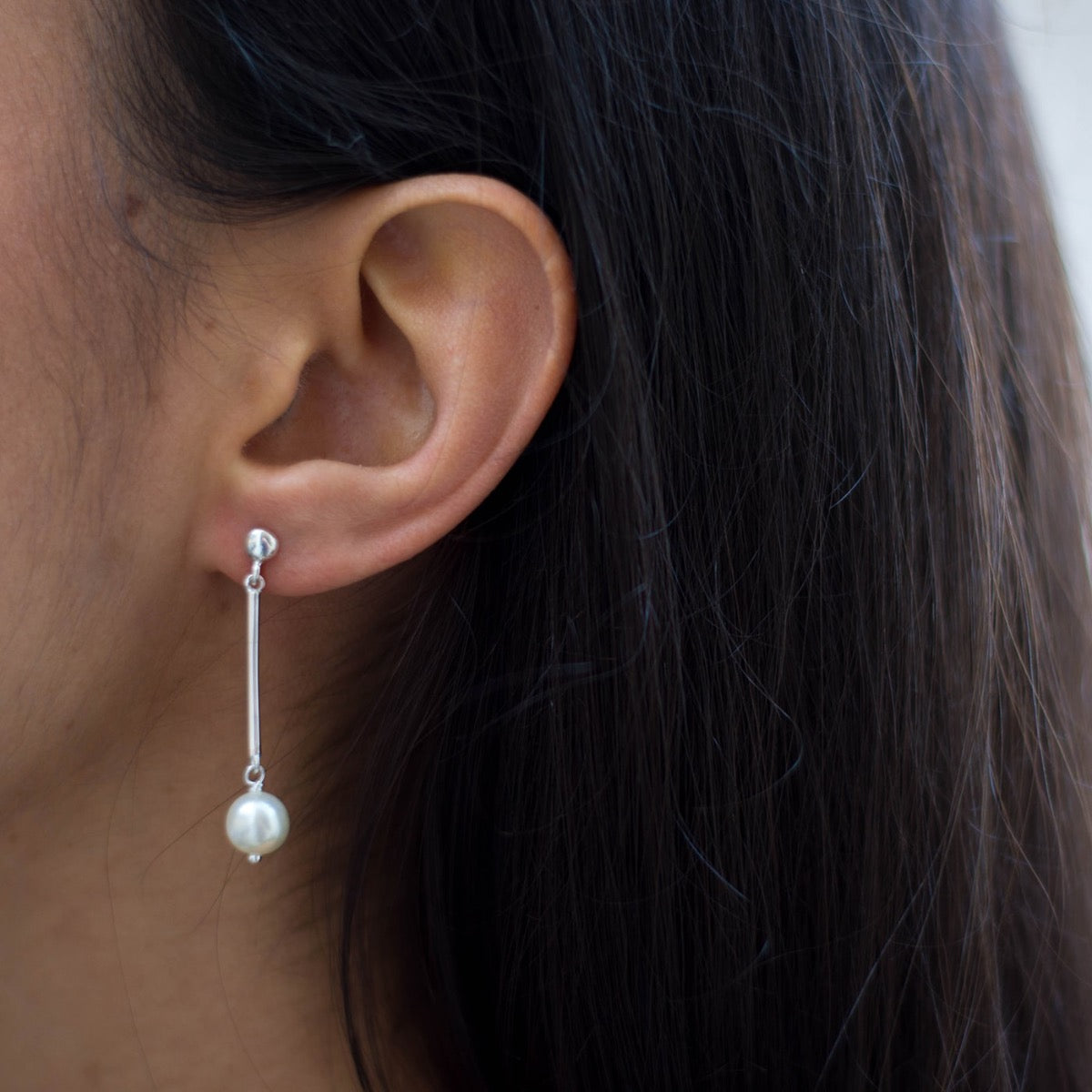 Silver pearl drop earrings